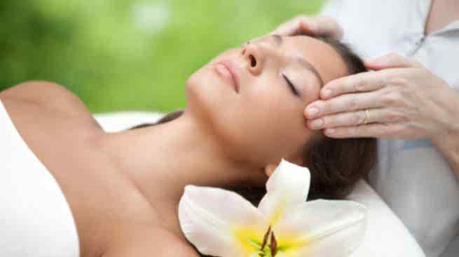 Massage-Techniques-for-Stress-Relief